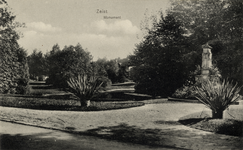 16264 Gezicht in het Wilhelminapark met vijver en gemengde bomen en struiken te Zeist uit het noordwesten; met rechts ...